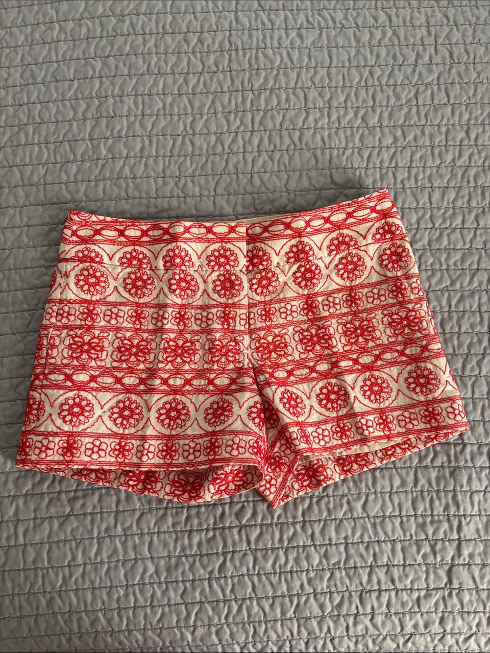 LOFT Red Embroidered Women's Shorts, Like New, Size 00